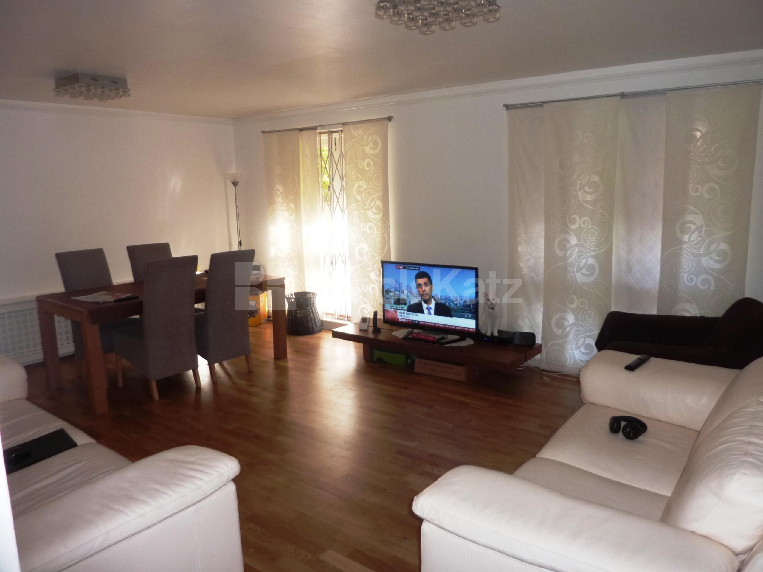 			NEW INSTRUCTION!, 2 Bedroom, 1 bath, 1 reception Flat			 Marlbrough Place, ST JOHNS WOOD NW8